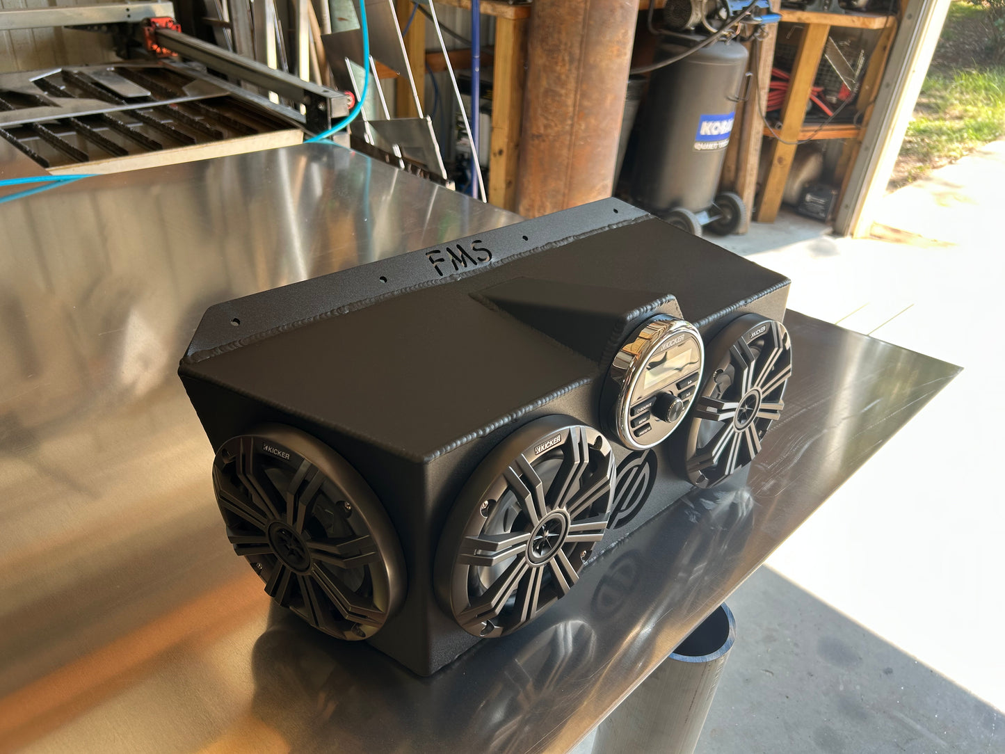 Quad Speaker Box