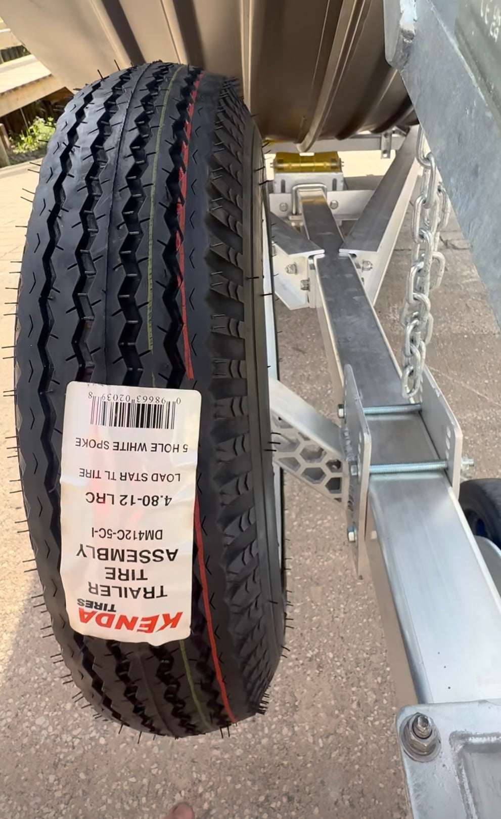 Spare tire holder